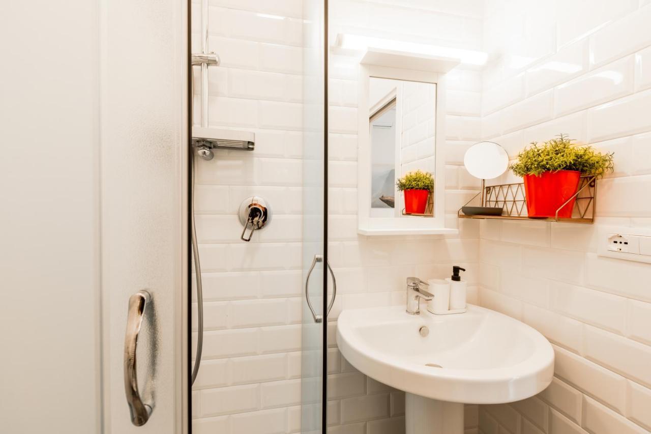 Rome Lux House Guest Rooms Екстер'єр фото